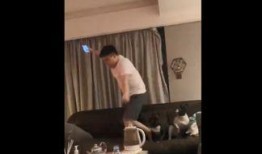 阿诺女朋友爆料视频,女友亲证甜蜜瞬间