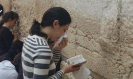 娱乐吃瓜君v什么情况,最新热点事件背后的真相